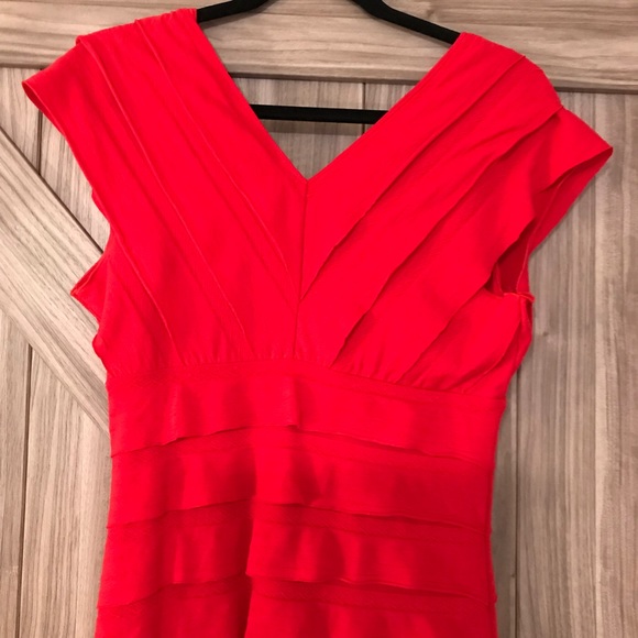 Max Studio Ruffle Cocktail Dress - Picture 3 of 4